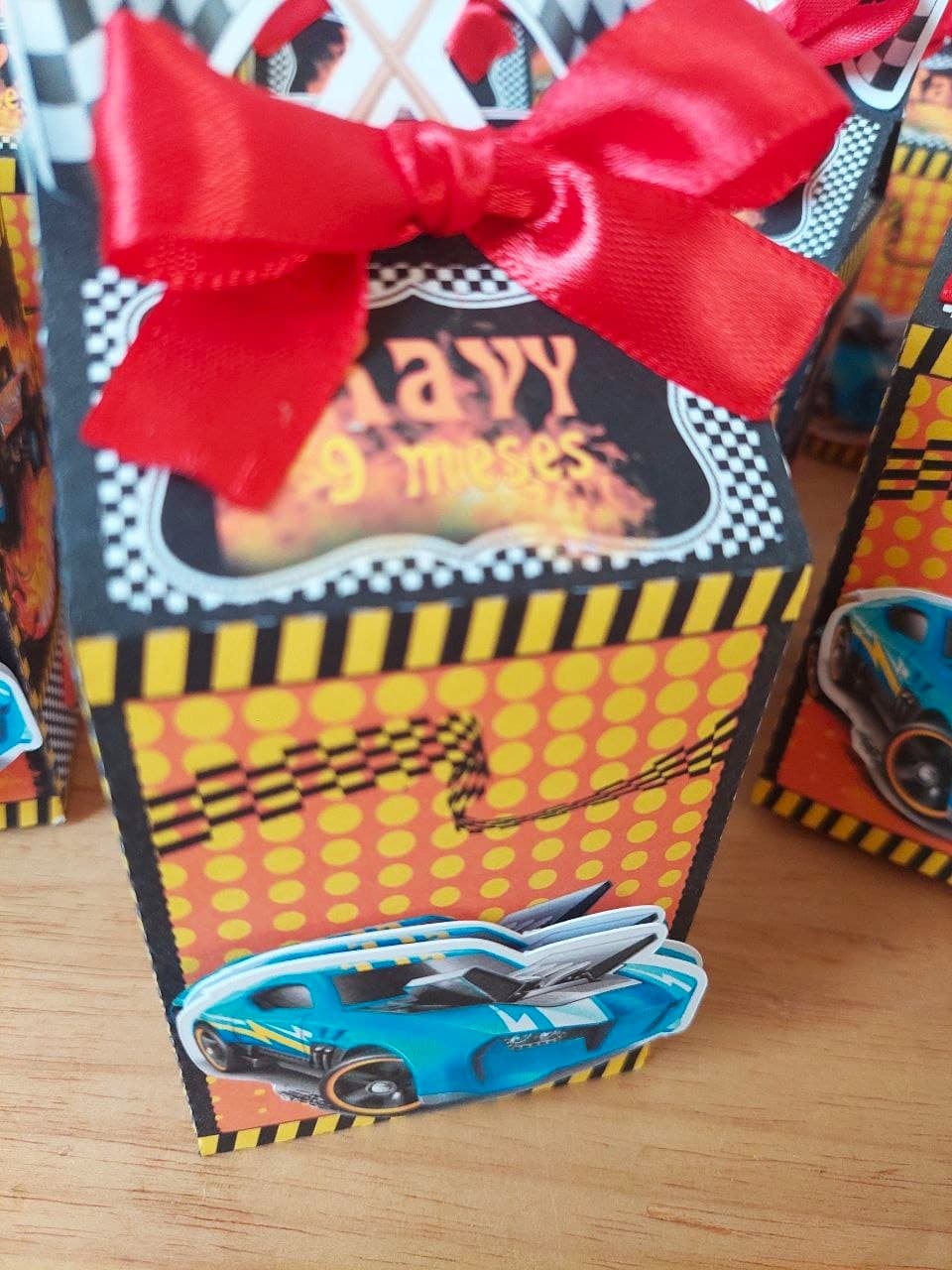 Caixa Milk Hot Wheels Scrap