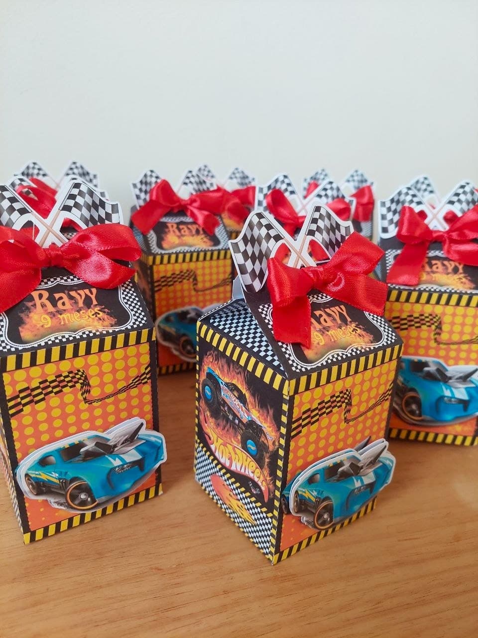 Caixa Milk Hot Wheels Scrap